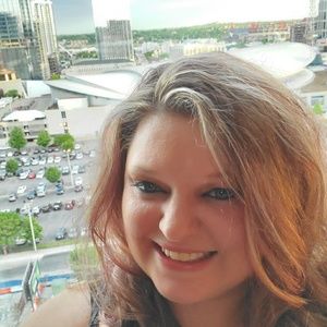 Meet your Posher, Alysha